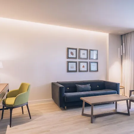 Готель Iberostar Selection Llaut Palma- Adults Only 5*